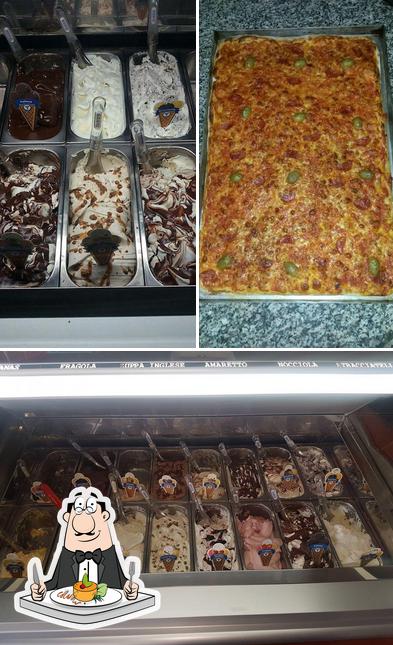 Cibo al Christian Cafè Gelateria, Rosticceria, Pizzeria