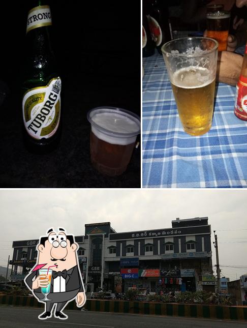 GBR BAR is distinguished by drink and exterior