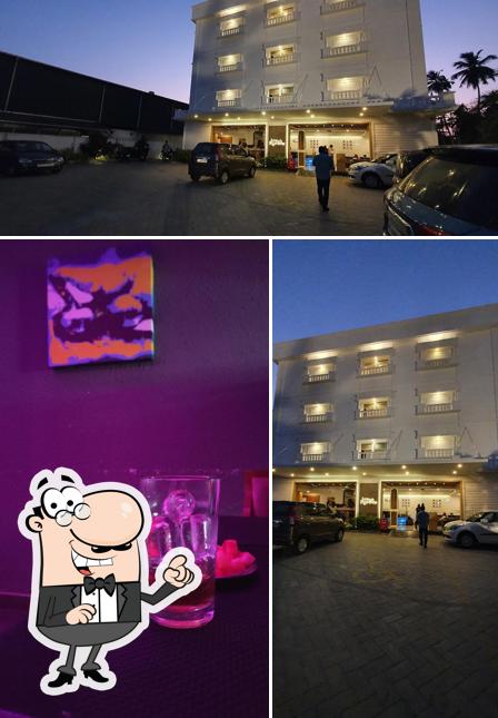 The photo of Java Bar - Executive Lounge A/C’s exterior and beer