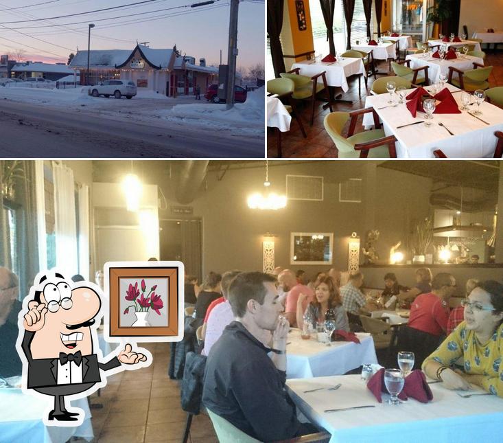 Installez-vous à l'une des tables de Restaurant Banlao