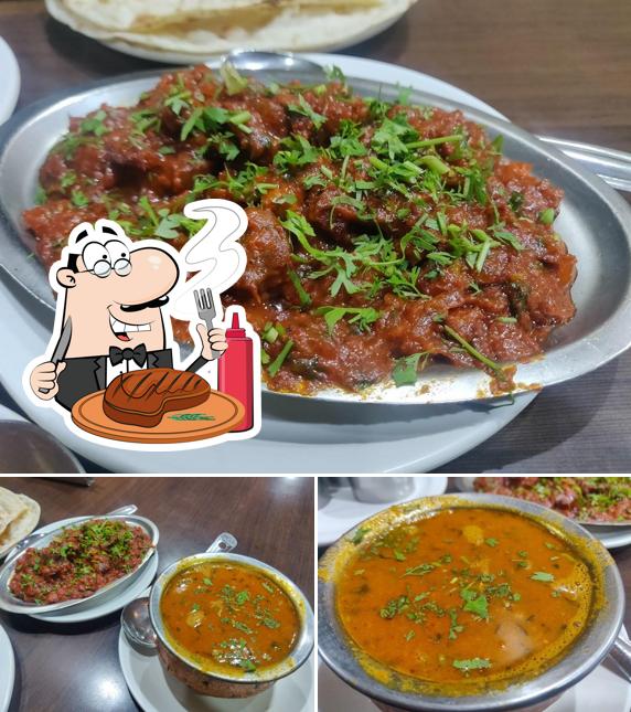 Pick meat meals at Hotel Kushal Regency