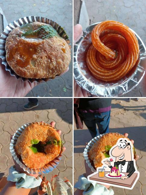 Shri Jodhpur Mishtan Bhandar serves a variety of sweet dishes