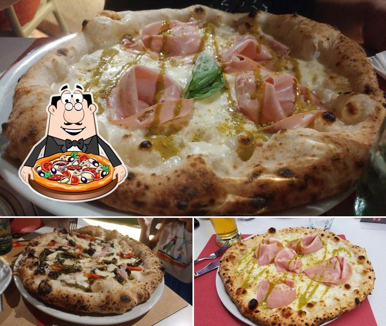 A La Pampanini 1956, puoi ordinare una bella pizza