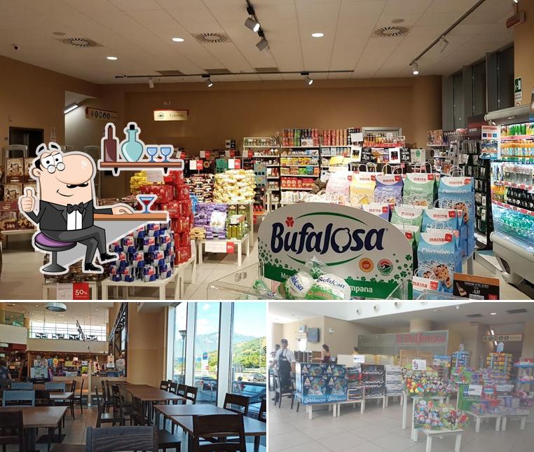 Siediti a un tavolo di Autogrill Baronissi Ovest