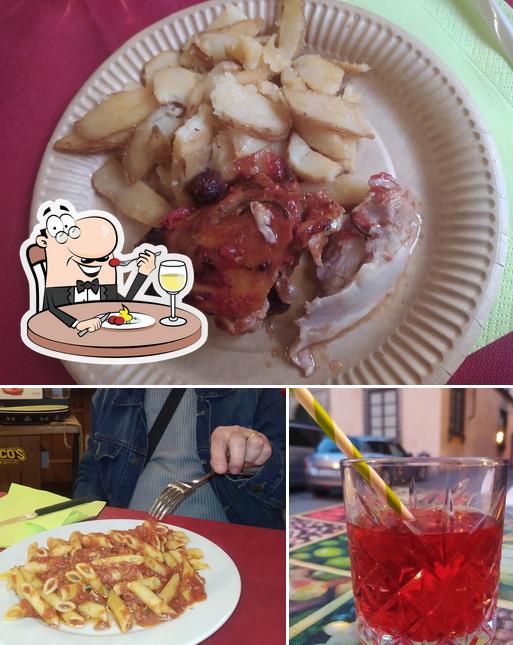 Tra le varie cose da Rokko's Ristorante Bistrot si possono trovare la cibo e alcol