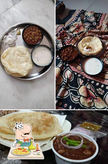 Meals at Chole Di Rasoi (Chole Bhature)