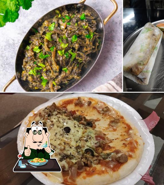 Food at KL 63 Gardens Food Court