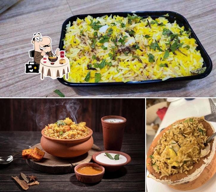 Food at Mehfil Biryani By Zakir Khan