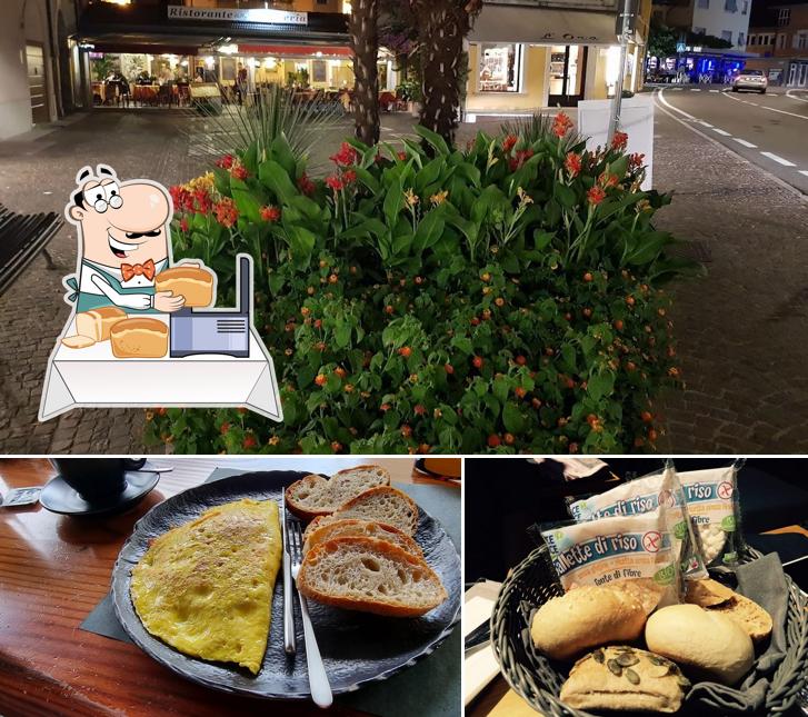 Pane all'aglio al Wind's Bar & Bistrot