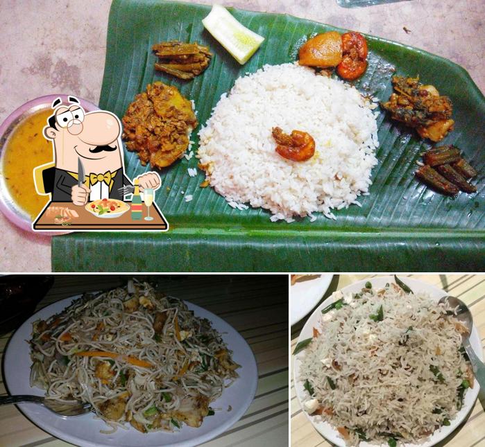 Pad thai at Simana Periya