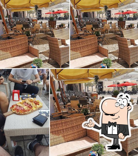Dai un'occhiata agli interni di Umami Bistrot