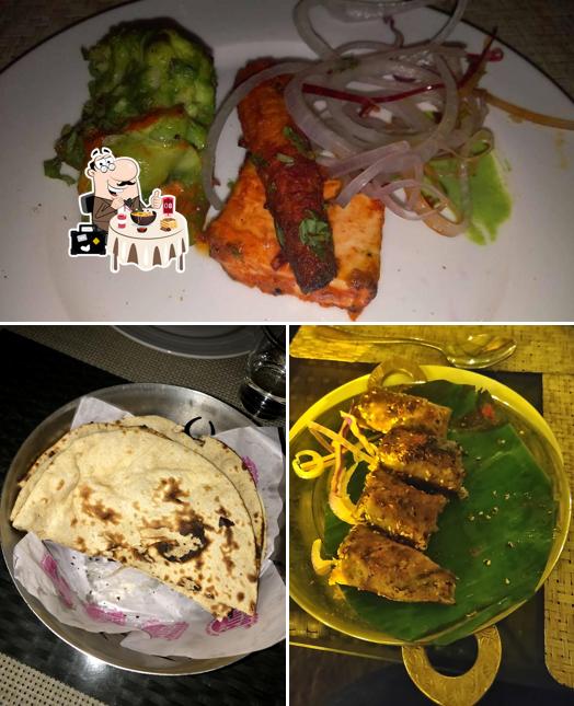 Food at 9th Mile Dhaba