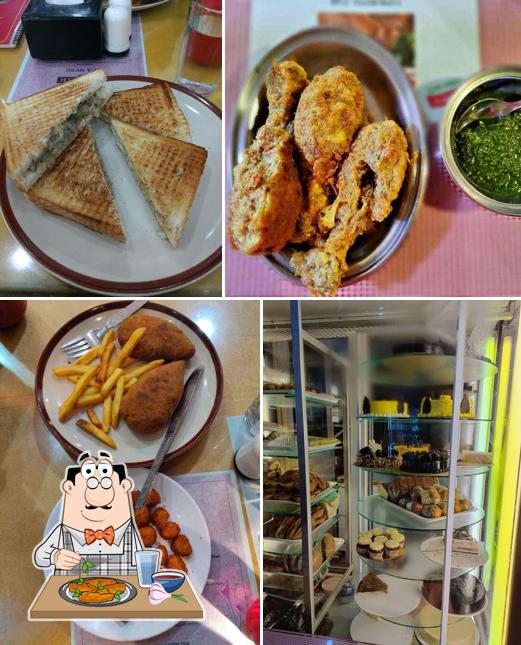 Chicken wings at Jimmy Boy Restaurant & Cake Shop Fort