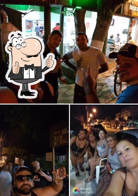 Los Troncos Bar