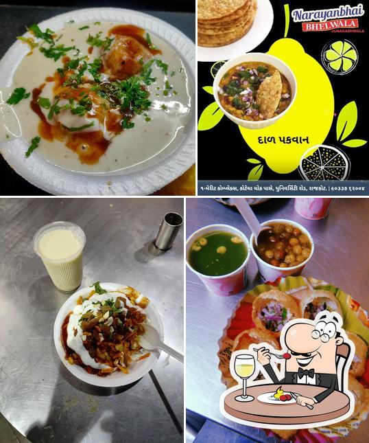 Food at NarayanBhai Bhelwala (Junagadhwala)
