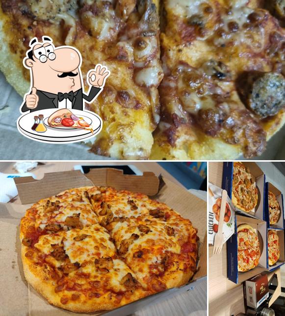 Pick pizza at Domino's Pizza Chengalpattu, Gokulapuram