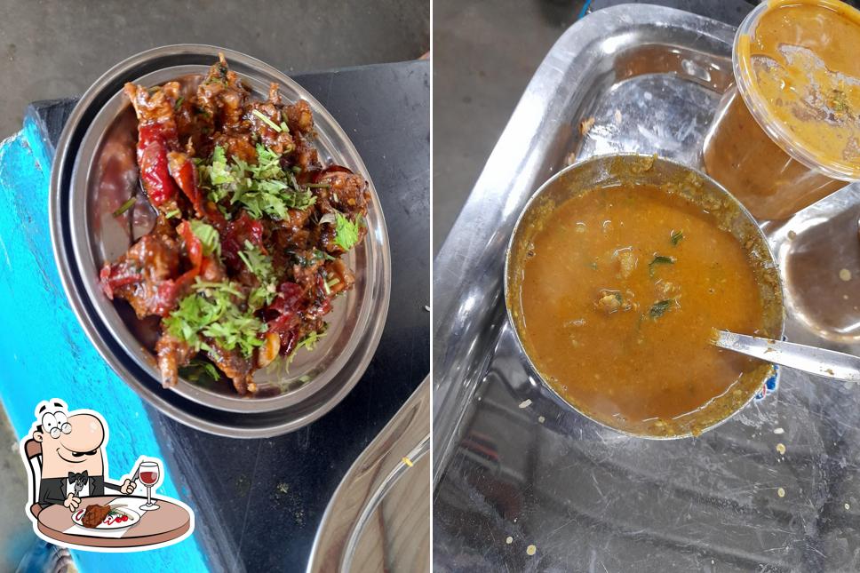 VARSHINI PUNJABI & FAMILY RESTAURENT offers meat meals