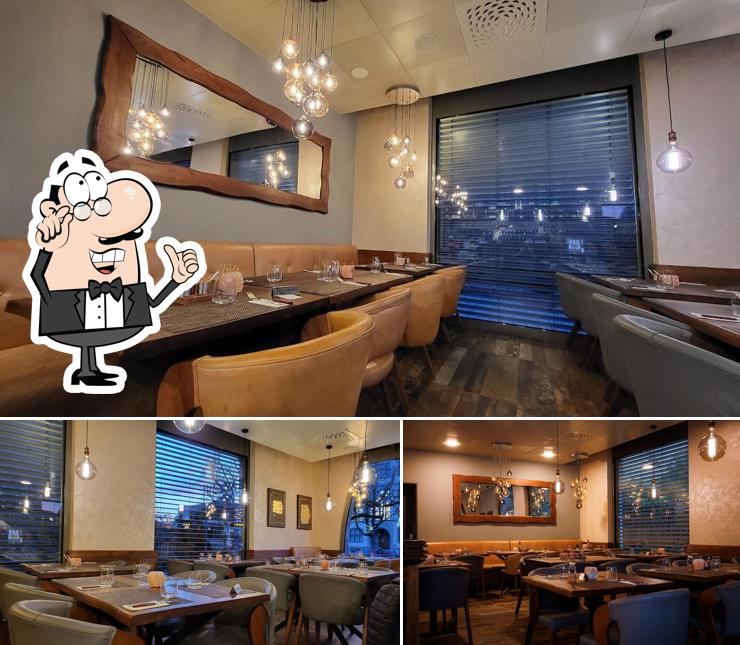 Siediti a un tavolo di Pizzeria Piccola