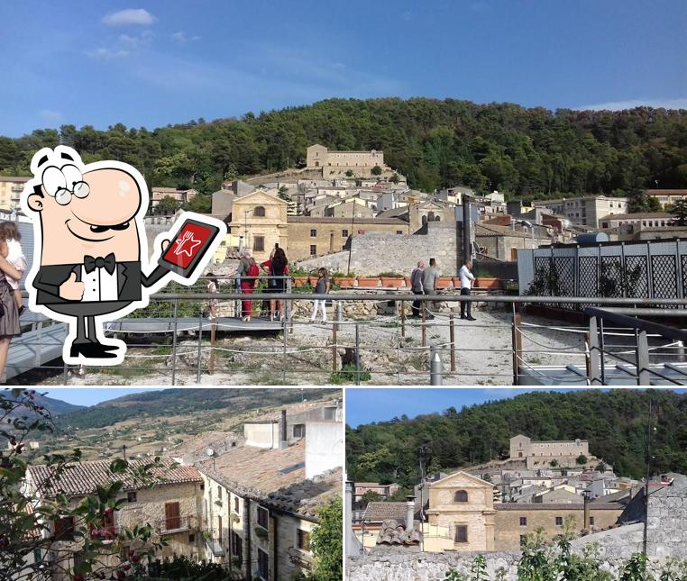 Guarda gli esterni di Il Castello Ristorante - Pizzeria - Albergo