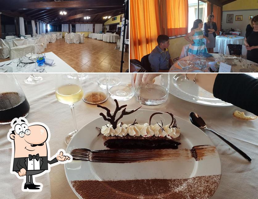 La foto di interni e cibo da Ristorante Borgo Murauto