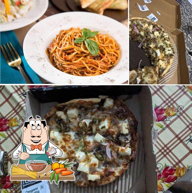Spaghetti bolognese at Tossin Pizza Sector 76 Noida