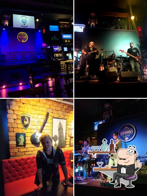 O interior do Brook's Pub Valqueire
