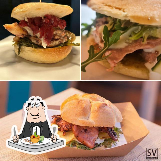 Panino con maiale stirato al Tuna's Panini di Pesce