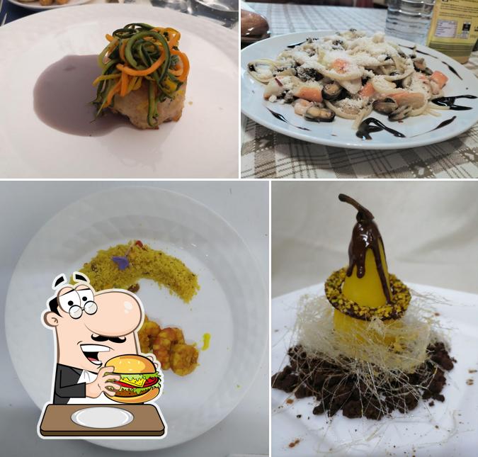 Gli hamburger di Ristorante Giardini Naxos Claire De Lune Porto Azzurro potranno soddisfare i gusti di molti