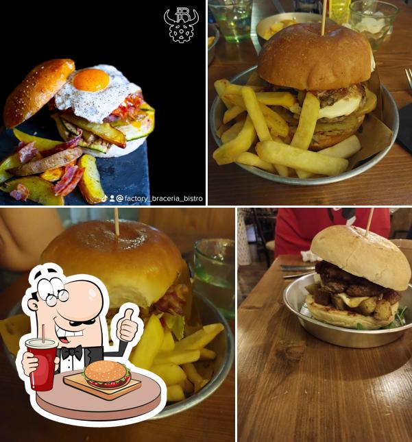 Prenditi un hamburger a La Braceria Factory Bistrot