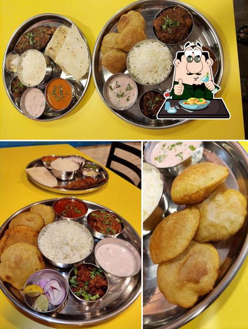 Meals at Aathvan Malvanchi
