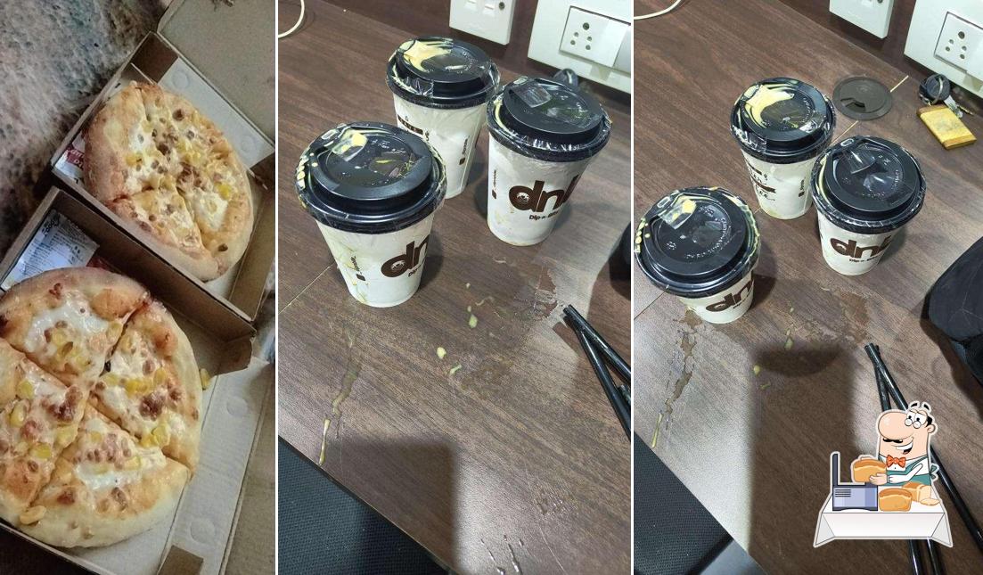 Garlic bread at Dip N Bite