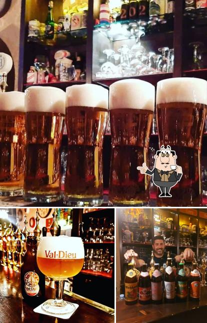 Goditi un drink a London Tavern