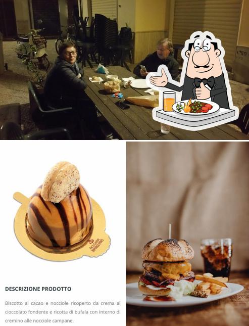 La cibo e interni del ristorante