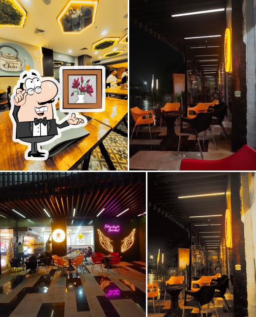 Check out how CZAR Cafe looks inside