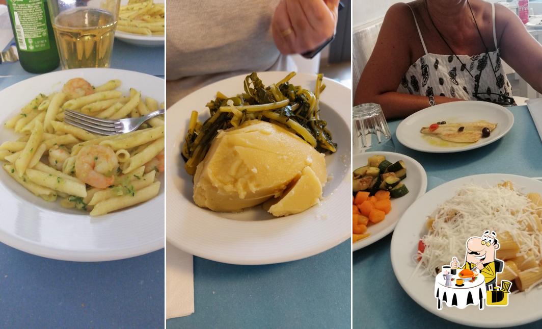 Cibo al Gastronomia Via Roma Piatti d'asporto - girarrosto a legna