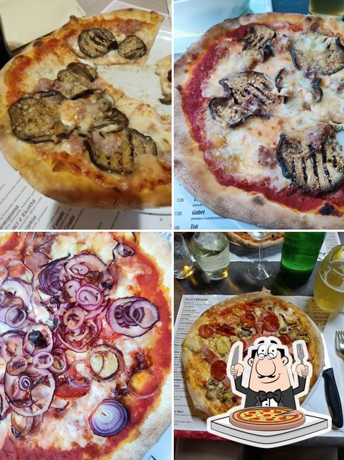 Ordina tra le molte varianti di pizza