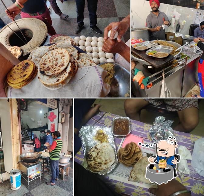 Food at Sardar Ji Ke Mashoor Chole Bhature