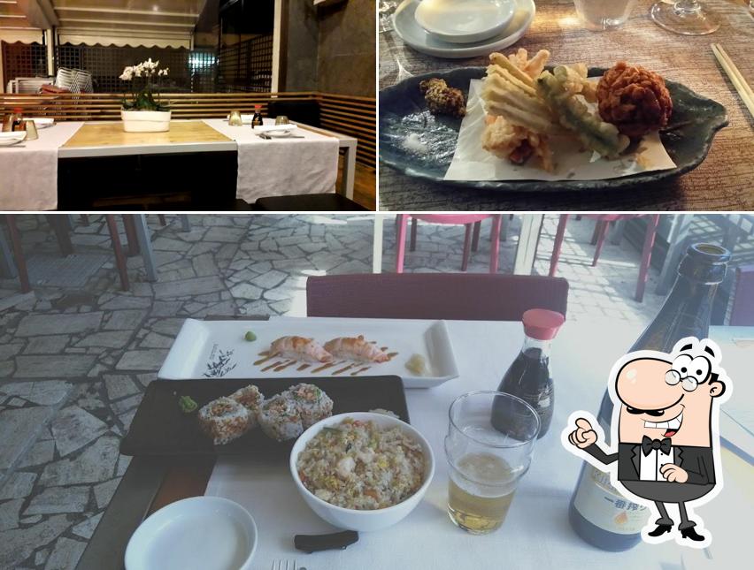 Questa è la foto che mostra la interni e cibo di Aka Taiyoo