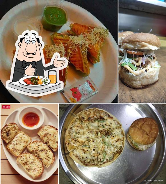 Food at Azaz Pizza Point