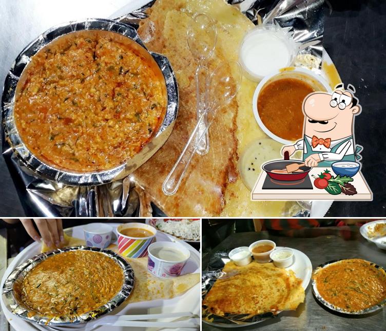 Chicken curry at Balan Dosa Manek Chowk