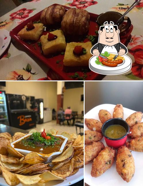Comida em Bazin Bar