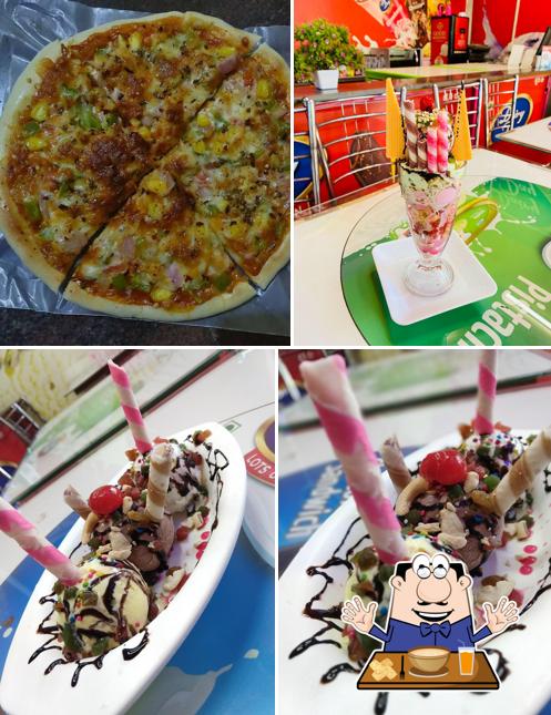 Food at Smile Ice Cream Parlour