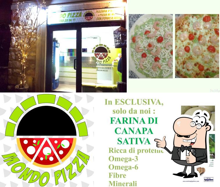 Ecco un'immagine di Mondo Pizza Pizzeria d'Asporto e Pizza al Metro