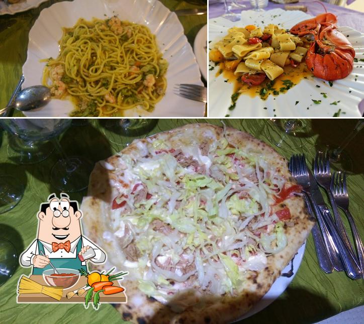 Spaghetti alla bolognese al Movida Beach