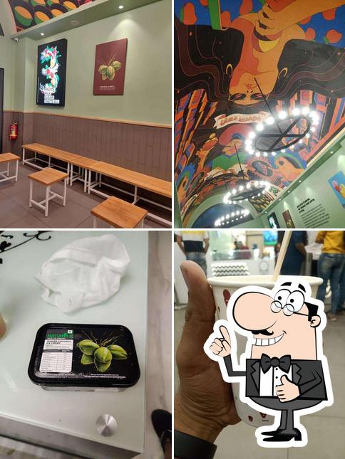 Here's a picture of Naturals Ice Cream