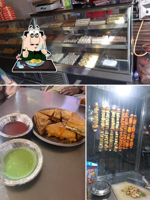 Food at Bansiwala sweets and namkine