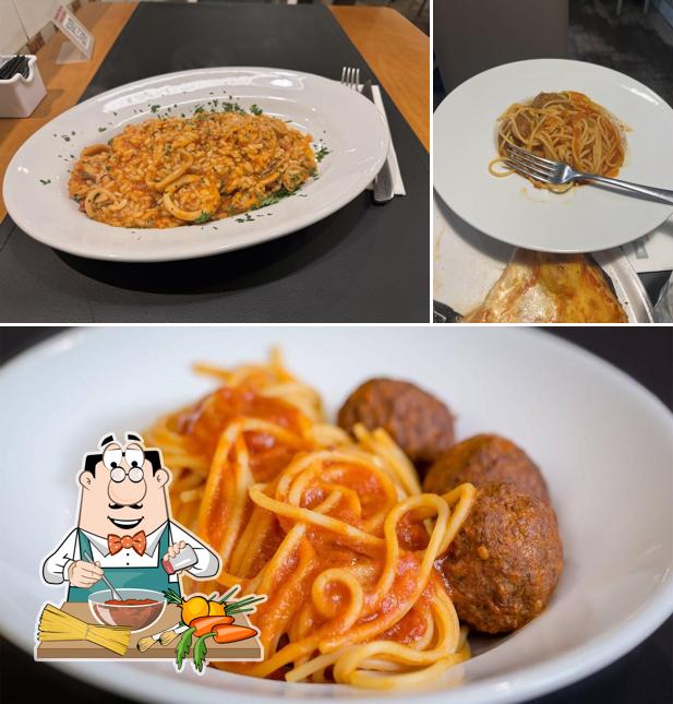 Spaghetti alla bolognese al Ristorante Pizzeria La Cucina Nazionale