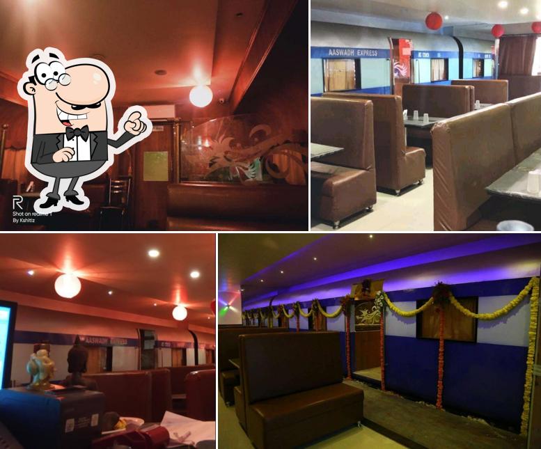 The interior of Sri Aaswadh