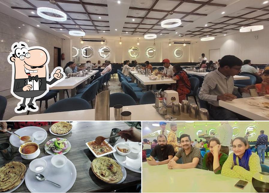 The interior of Amar Punjabi Foods