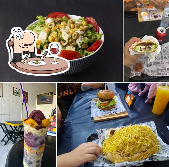 Comida em Fellinos Lanchonete & Cia